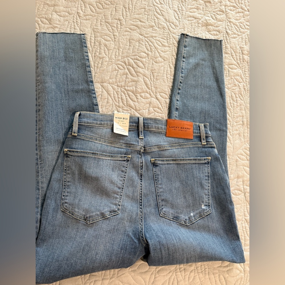 Lucky Brand Light Blue High Rise Jeans Size 10/30R